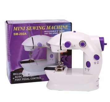 Швейна міні машинка Mini Sewing Machine SM-202A 4 в 1 портативна домашня машинка для шиття від мережі / батарей / педалі 45052/5 фото